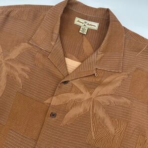 Tommy Bahama Mens Brown 100% Silk Palm Tree Jacquard Camp Shirt Medium
